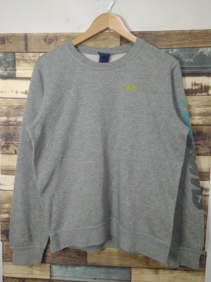 Crewneck Nike Small Swoosh Spell out Grey ( Size M )