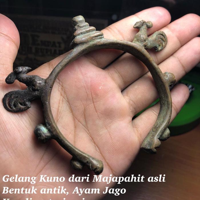 Gelang Kuno Ayam Jago Era Majapahit 1500M Asli
