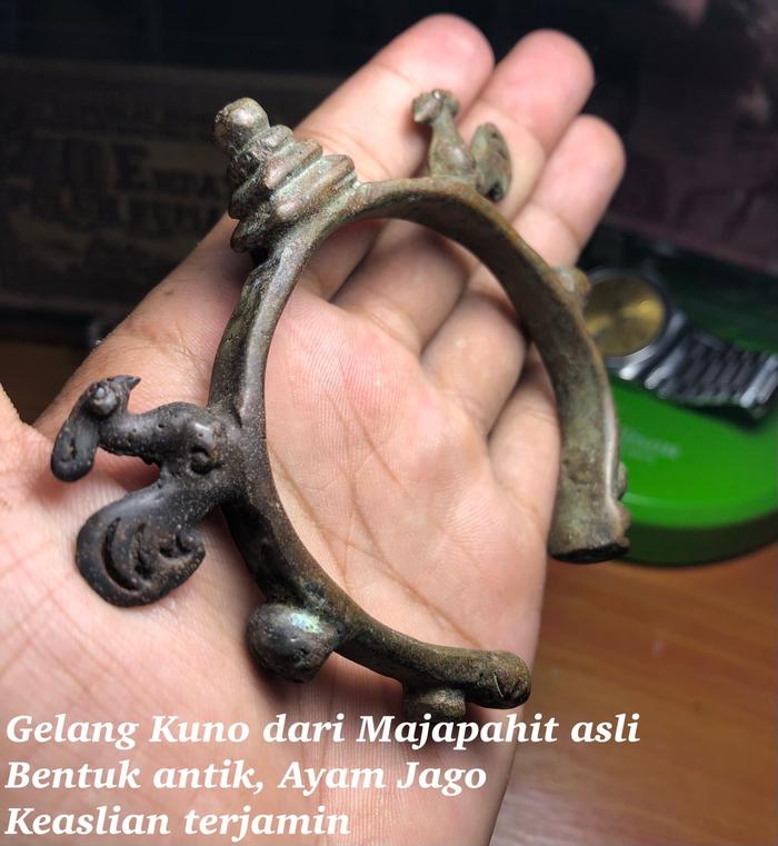 Gelang Kuno Ayam Jago Jaman Majapahit 1500M