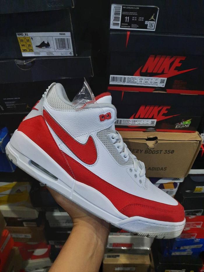 Air Jordan 3 Tinker Hatfield Sneakers Authentic