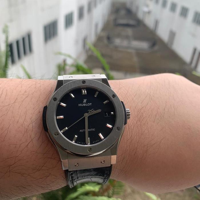 hublot clasic fusion black dial 2018 jam pria
