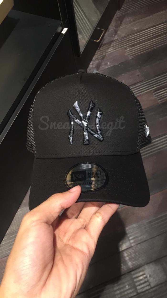 Topi new era trucker original