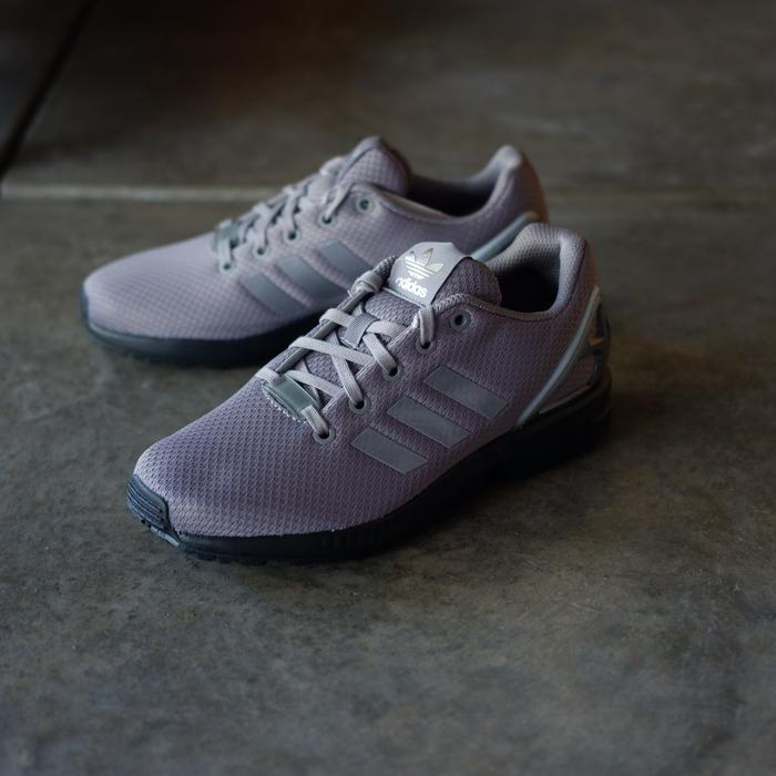Sepatu original adidas ZX FLUX