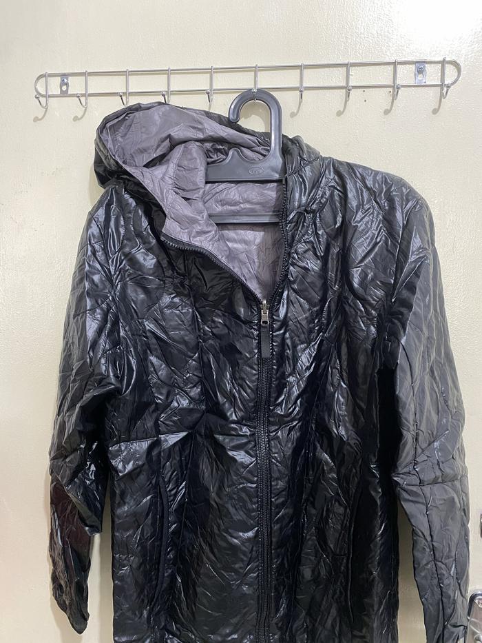 jaket ultralight down hoodie uniqlo