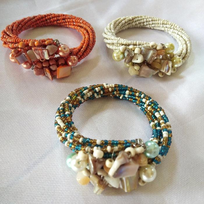 Gelang etnik Bali