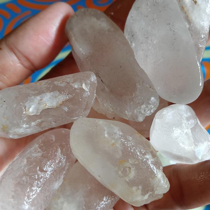 Batu Kecubung Es / Kinyang Air ( Rough Bahan Akik - bukan bacan )