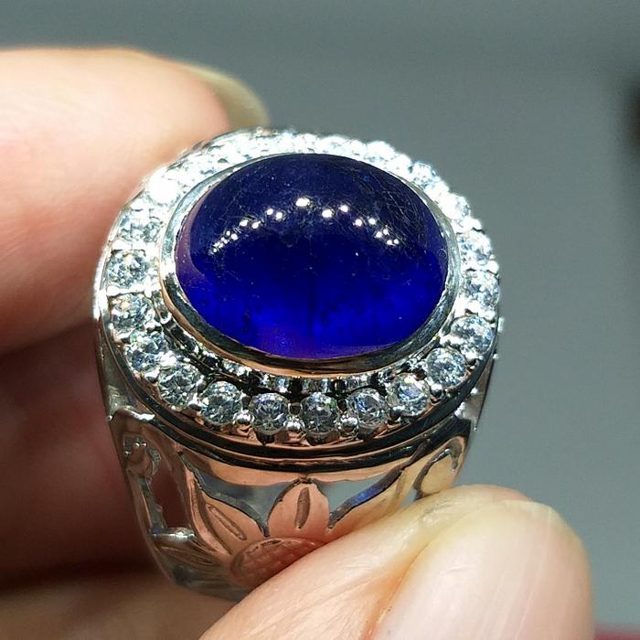natural blue safire