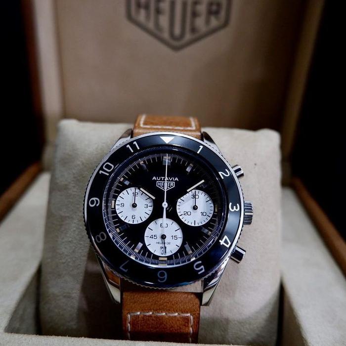 tag heuer autavia chrono leather