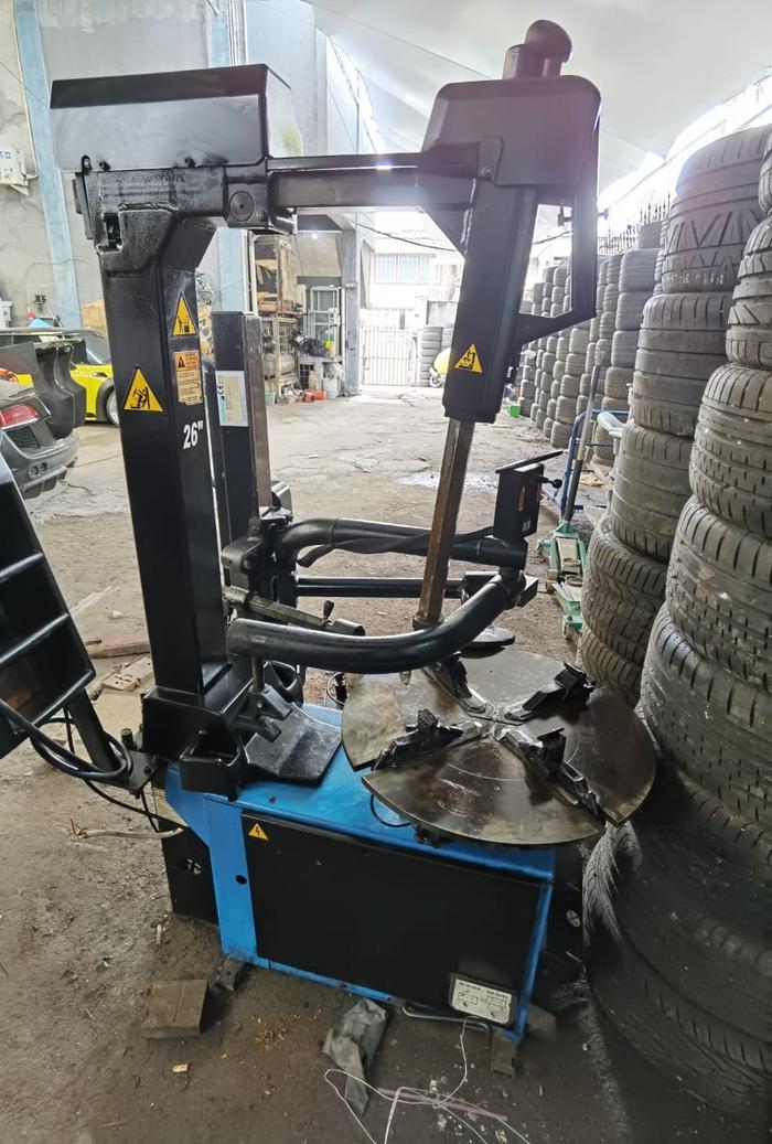 Hofmann Monty 3500 Tyre Changer