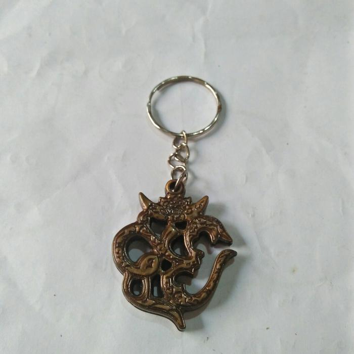 gantungan liontin omkara karet