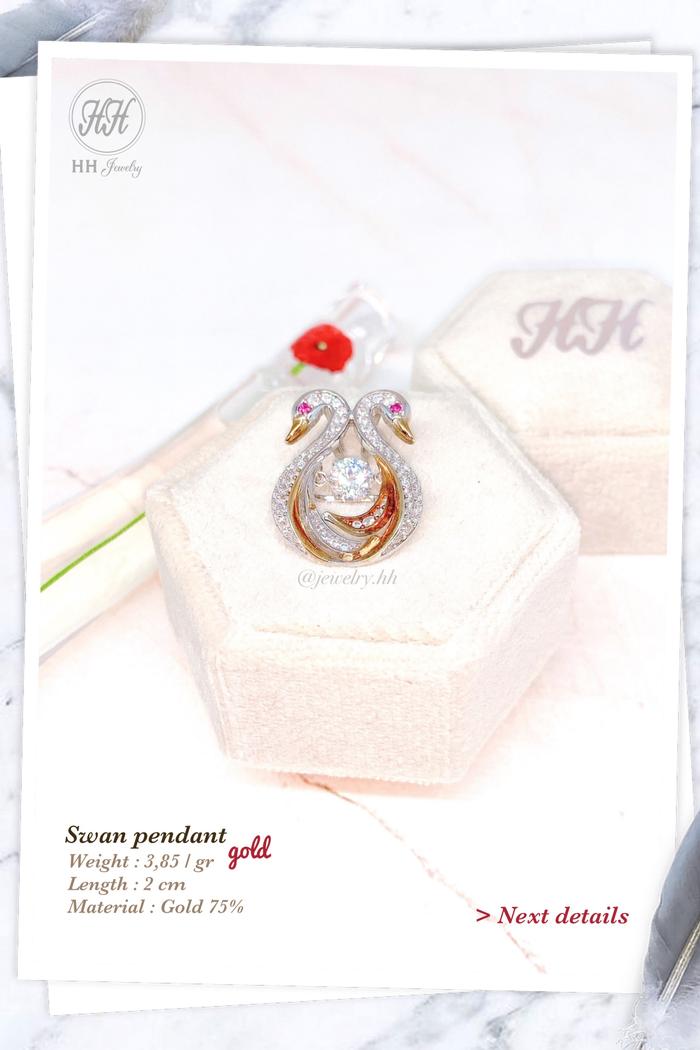 Swan Swarovski pendant