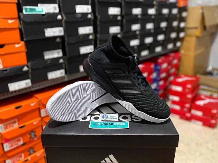 Sepatu Adidas Predator 18.3 TR Black White DB2304 Original BNIB