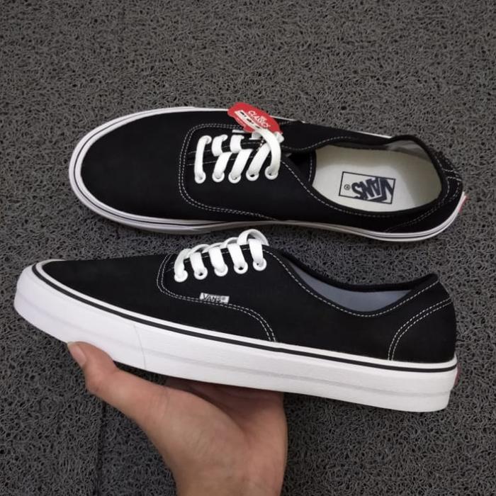 SEPATU PRIA VANS AUTHENTIC BIG SIZE 44-46