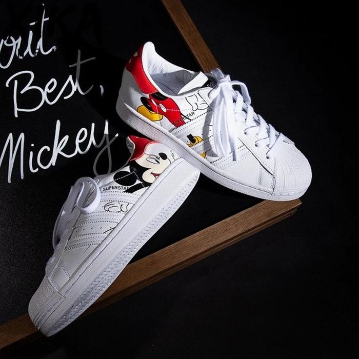 Sepatu Adidas Superstar Disney Mickey Mouse Original Sneakers wanita