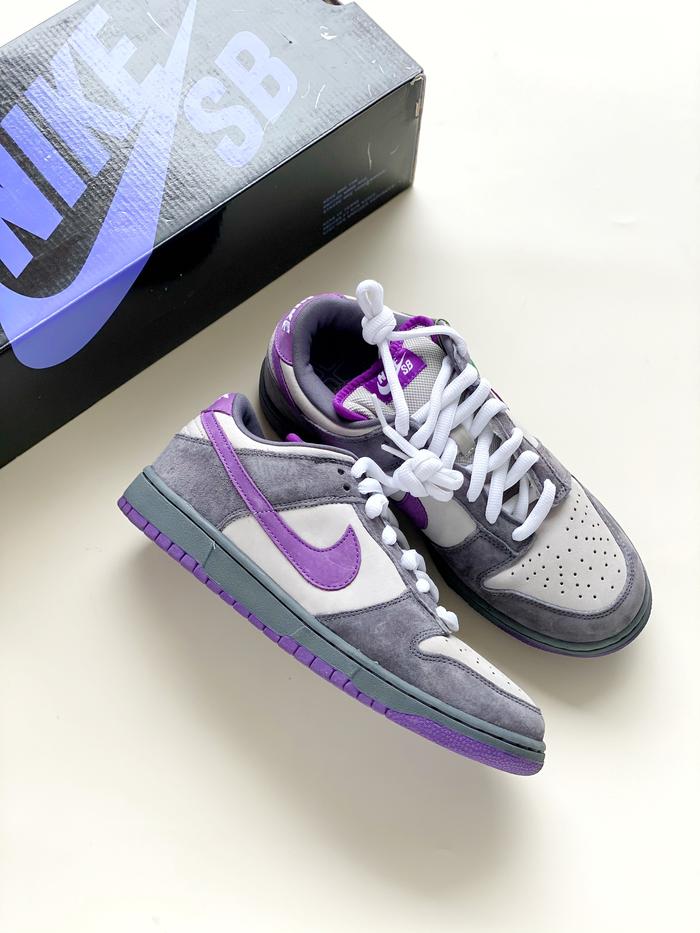 Nike SB Dunk Low Purple Pigeon 2006