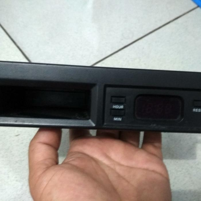 JAM HOLDER KIA CARENS 1