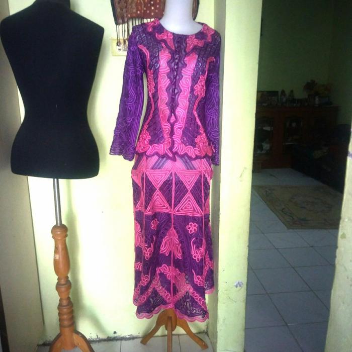 setelan baju sulam usus