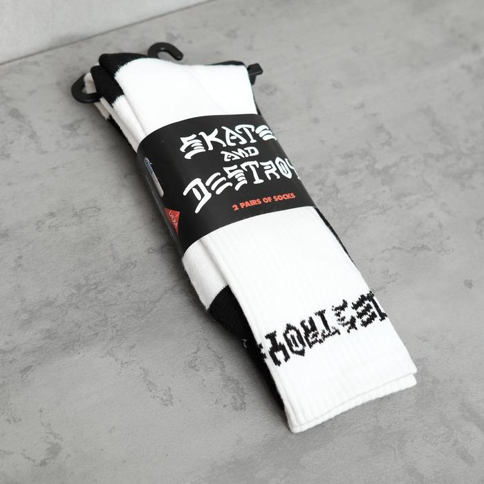SKATE AND DESTROY SOCKS