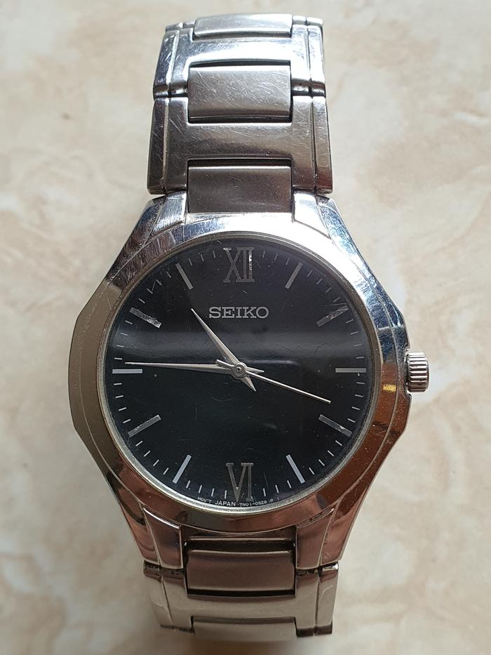 Seiko 7N01 Quartz