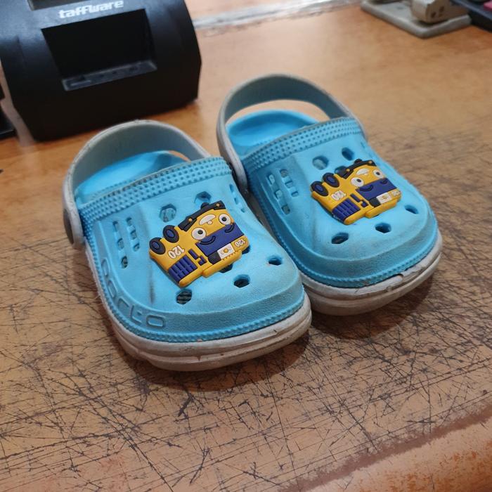 preloved sendal model croc anak tayo size 22