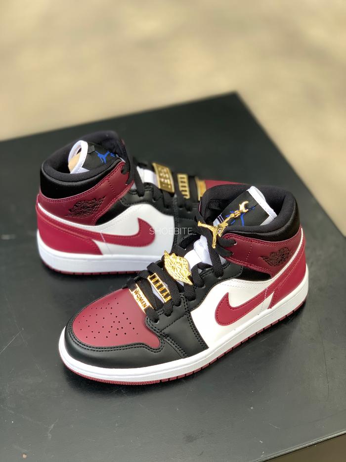 NIKE AIR JORDAN 1 MID WMNS BURGUNDY DARK BEETROOT