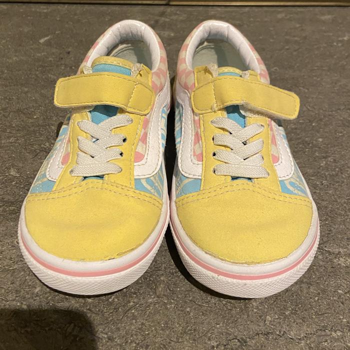Sepatu Vans anak bekas