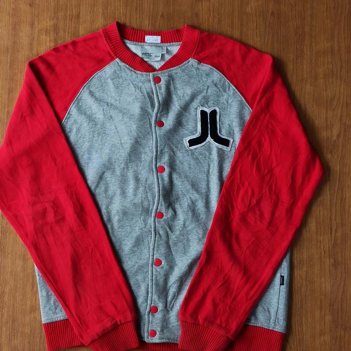 jaket varsity wesc