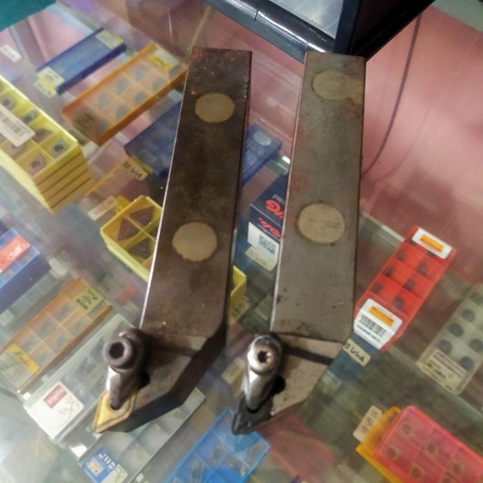 holder iscar dan kawan kawan D2525 bekas utuh untuk inset dnmg11