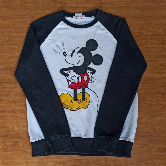 crewneck indigo bank