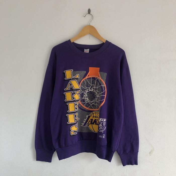 Vintage Lakers sweatshirt