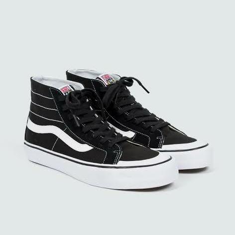 Sepatu Sneakers Vans Sk8-hi 138 Decon SF Black White Original 100%