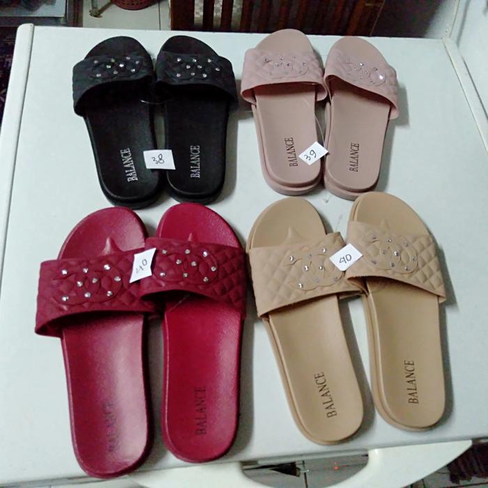 Sandal Karet channel Perempuan