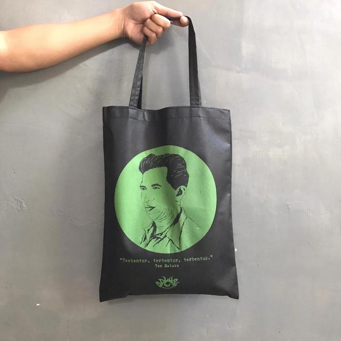 Tas Tote Bag Tan Malaka