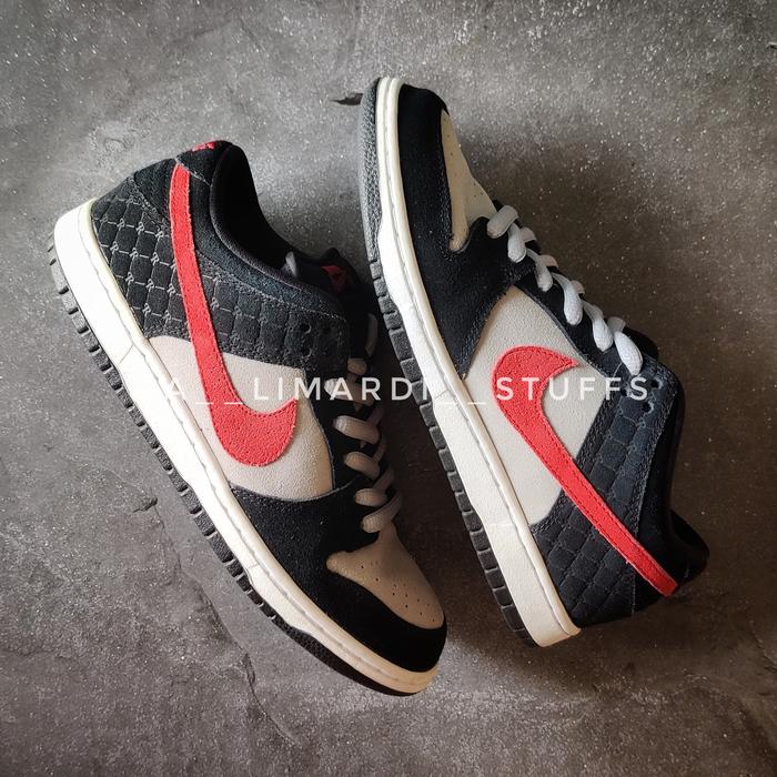 Nike SB Dunk Low Premium Primitive
