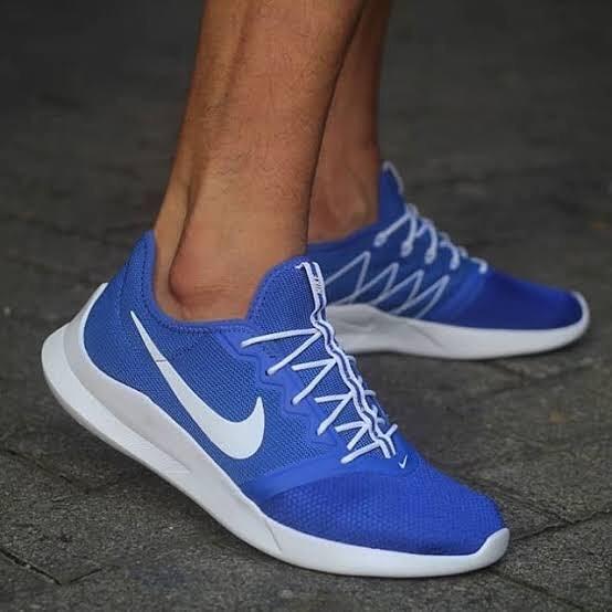 Nike Viale Tech Racer