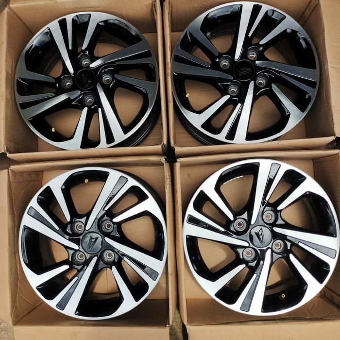 Velg 15 Avanza/Xenia original/asli astra copotan dealer 95% carry futura kijang evalia livina dll