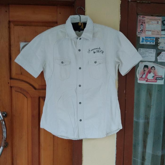 Jual Hideaways Shirt By Nicole Size M cewek