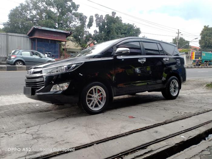 Paket Velg Mobil Innova Reborn Ring 17 HSR SHOJI Plus Ban Accelera