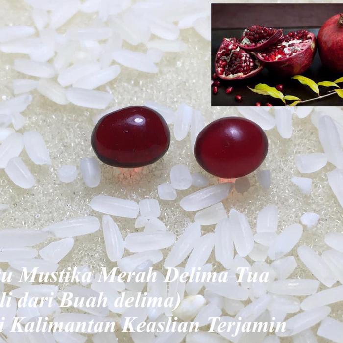 Batu Alami Merah Delima Tua Asli Sepasang Pengantin Bentuk Alam