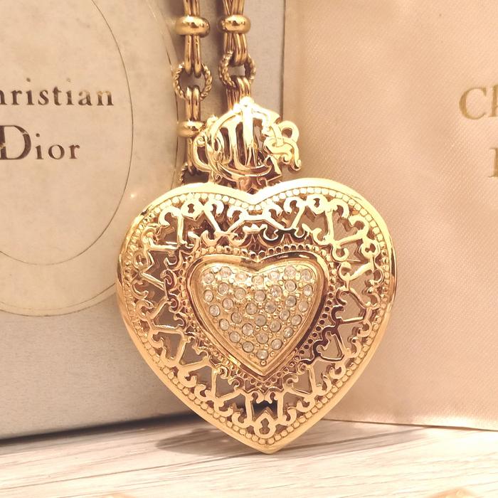kalung christian dior preloved