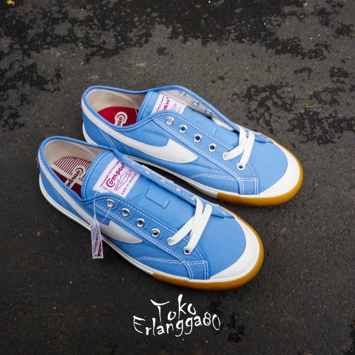 sepatu compass gazelle low Blue sky