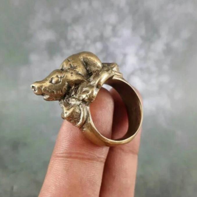 Cincin Kuningan Model Kuno Motif Patung Ba bi Antik