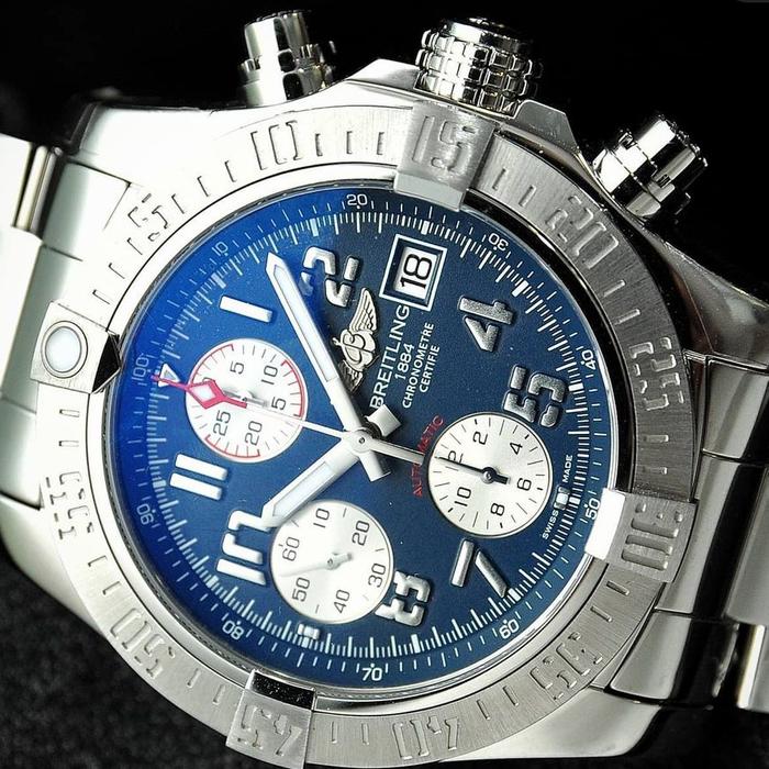 breitling avanger skyland blue jam pria