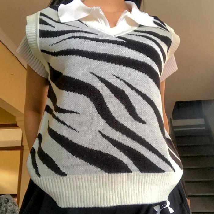 Outer Vest Wanita Zebra Print Knit Rajut Rompi Vintage Thrift Style AR