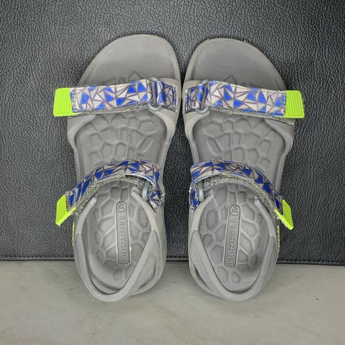 Merrell anak