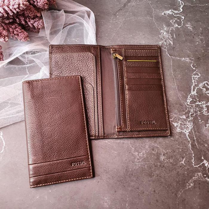 dompet cowok fossil long