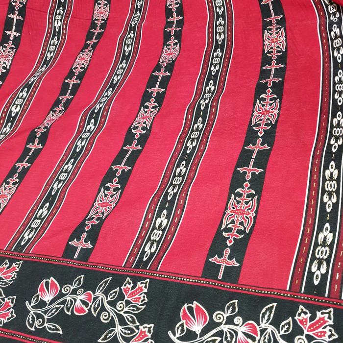 kain batik pala cengkeh kas Maluku
