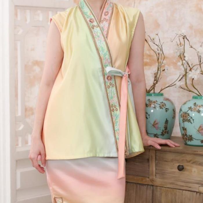 Vone Xi Wang Set Rainbow with skirt Size S/M