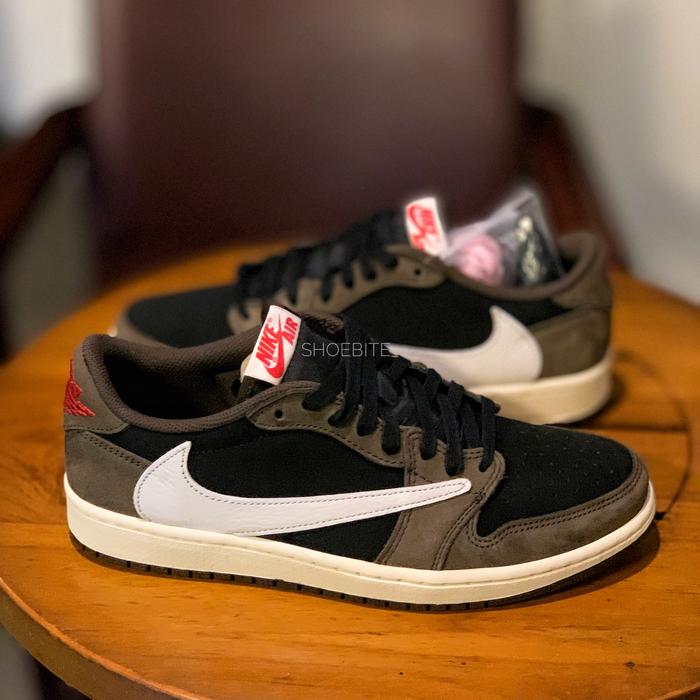 NIKE AIR JORDAN 1 LOW TRAVIS SCOTT "CACTUS JACK"