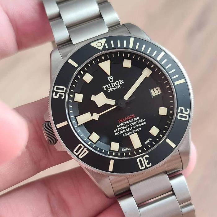 tudor pelagos left handed movement titanium jam pria